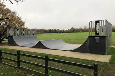 Two half pipe skate park 